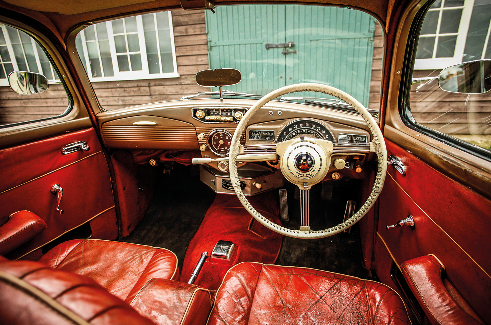 Classic & Sports Car – A touch of class: Sunbeam MkIII vs Singer Hunter