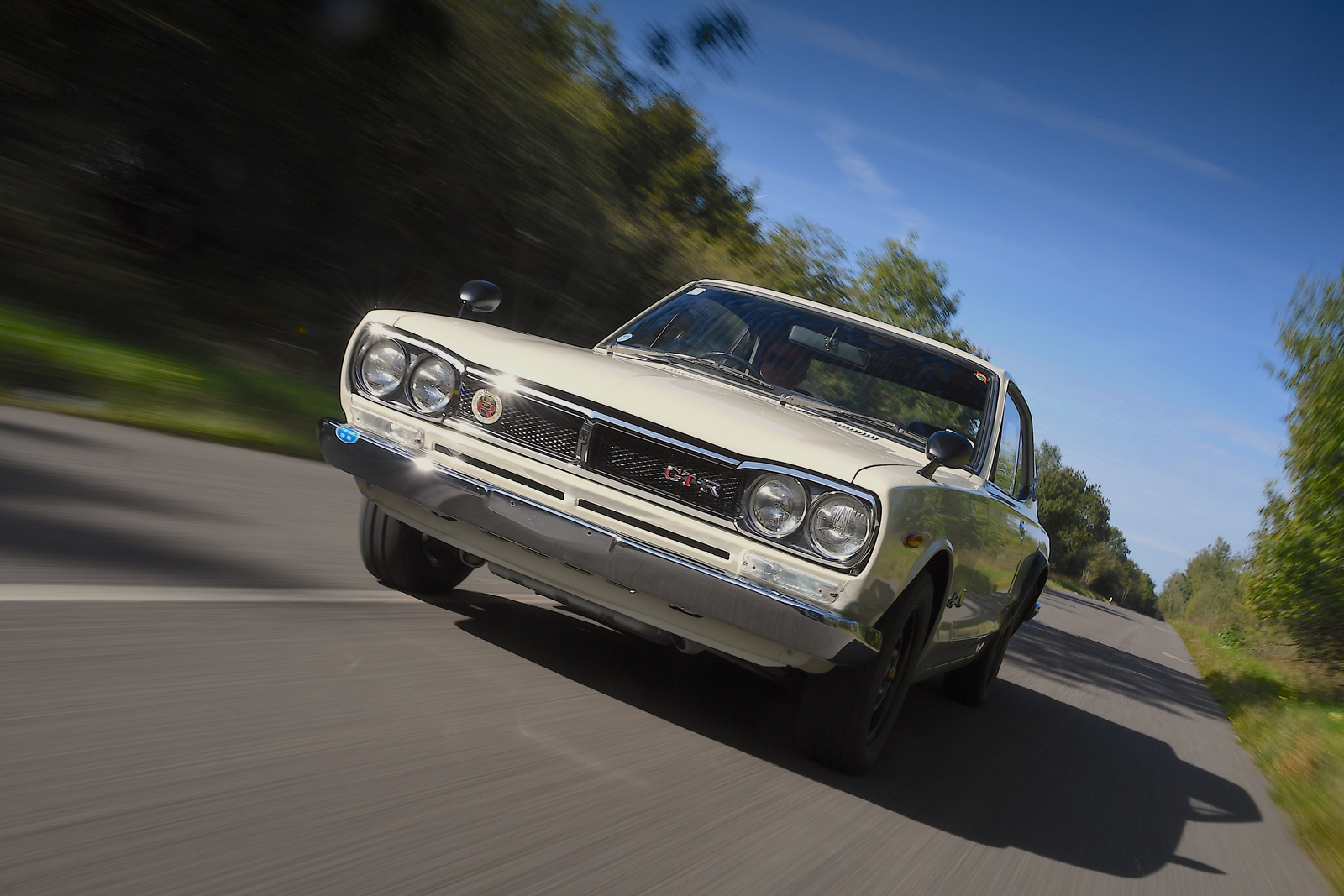 Classic & Sports Car – Pacific reunion: Nissan Skyline GT-R vs Pontiac Tempest Le Mans GTO