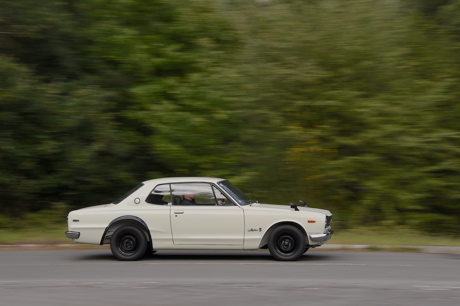 Classic & Sports Car – Pacific reunion: Nissan Skyline GT-R vs Pontiac Tempest Le Mans GTO