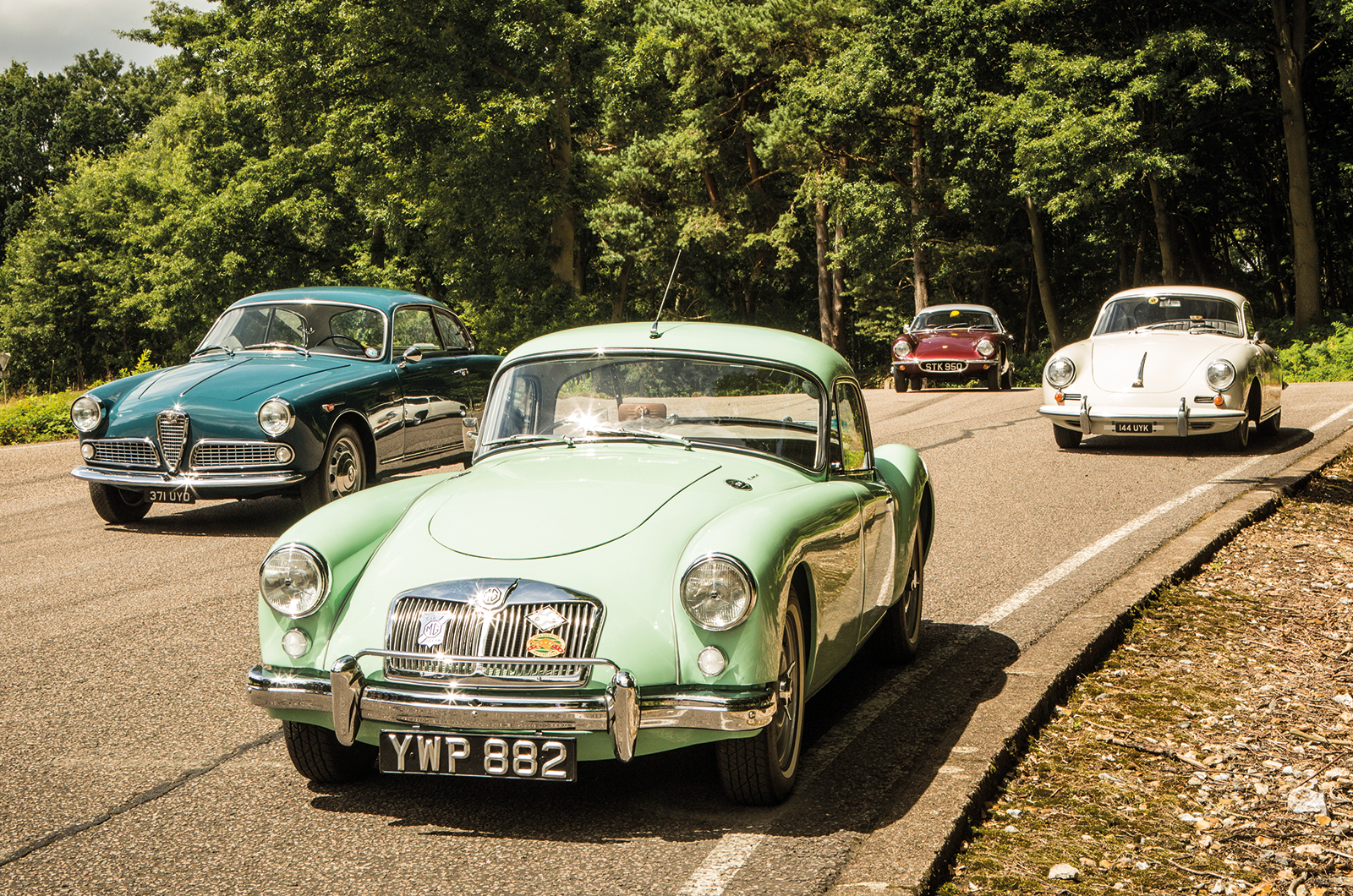 Classic & Sports Car – Little gems: Alfa Romeo vs MG vs Lotus vs Porsche