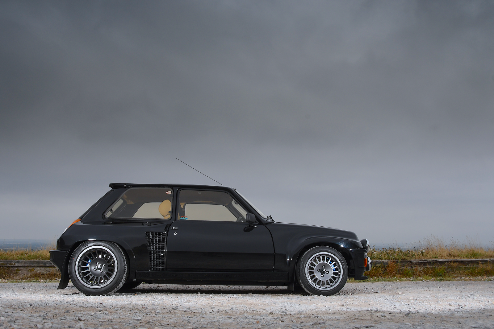 Classic & Sports Car – Wild child restored: Renault 5 Turbo 2