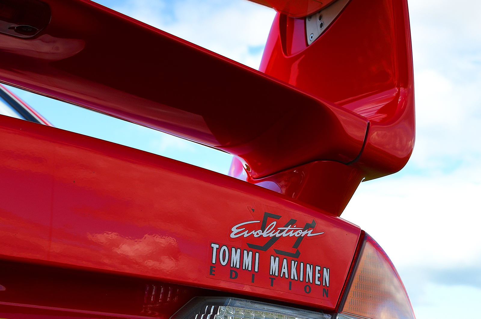 Classic & Sports Car – Signing off in style: Mitsubishi Lancer Evolution VI vs Evolution X