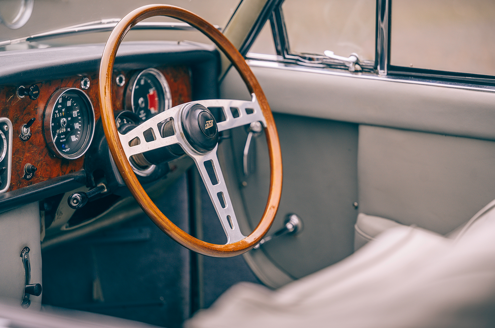 Classic & Sports Car – A missed opportunity? This is the only Jensen CV-8 convertible