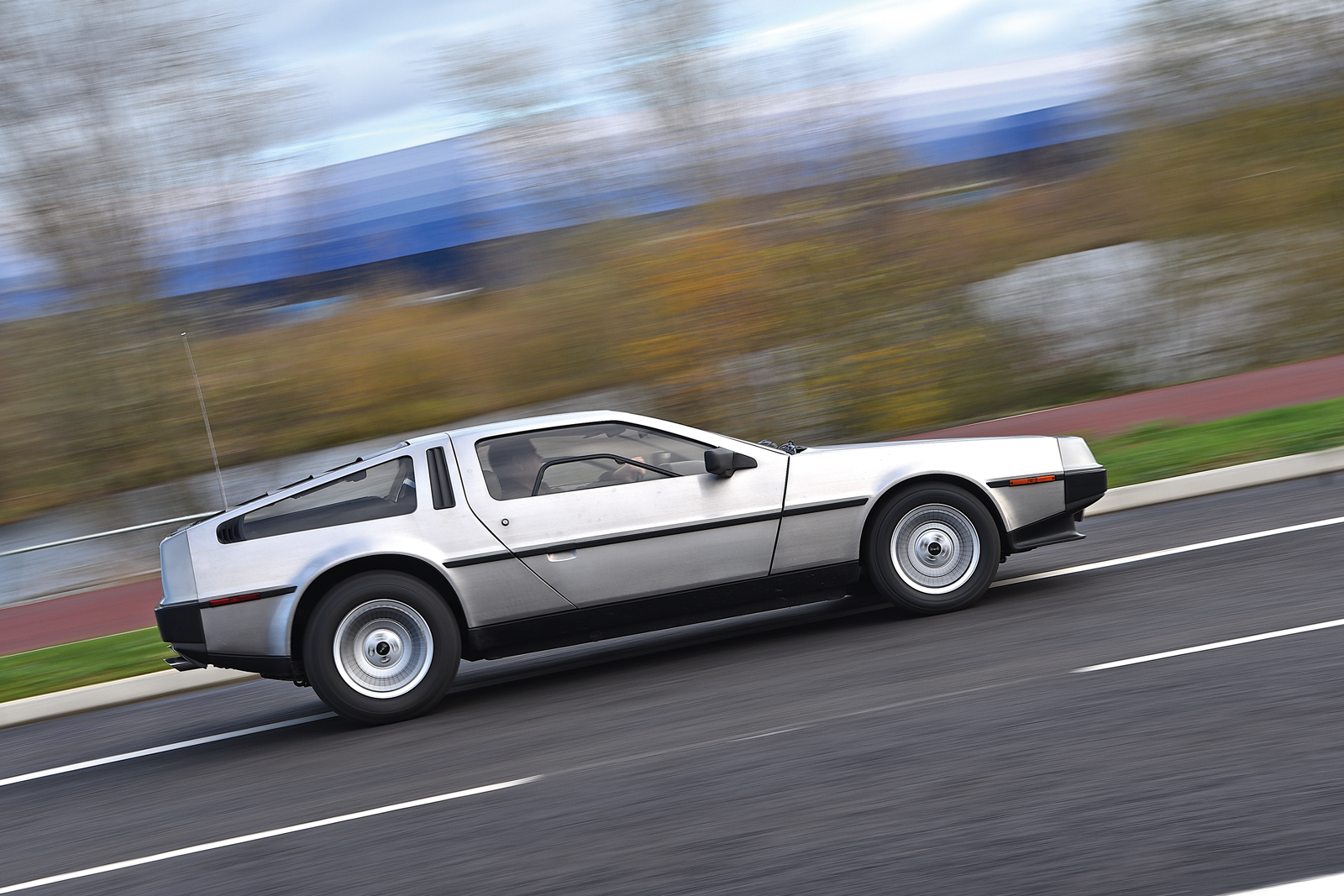 Classic & Sports Car – Future shockers: De Lorean DMC-12 and Bricklin SV-1