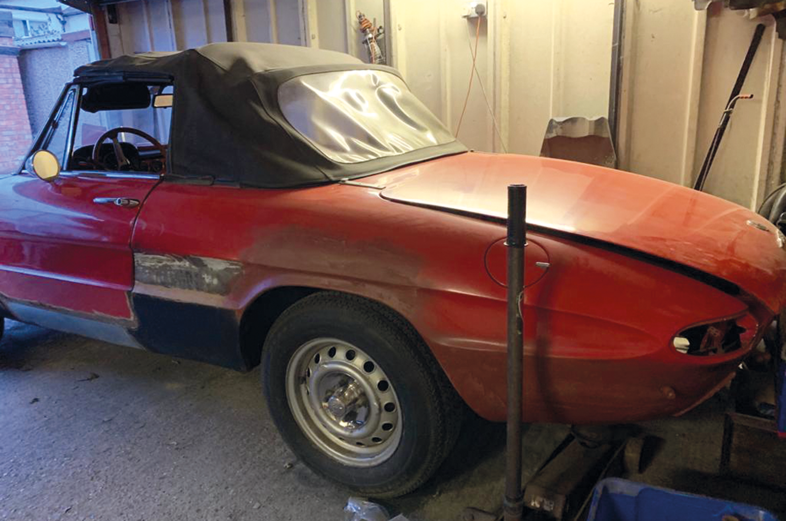 Classic & Sports Car – Your classic: Alfa Romeo Spider Veloce