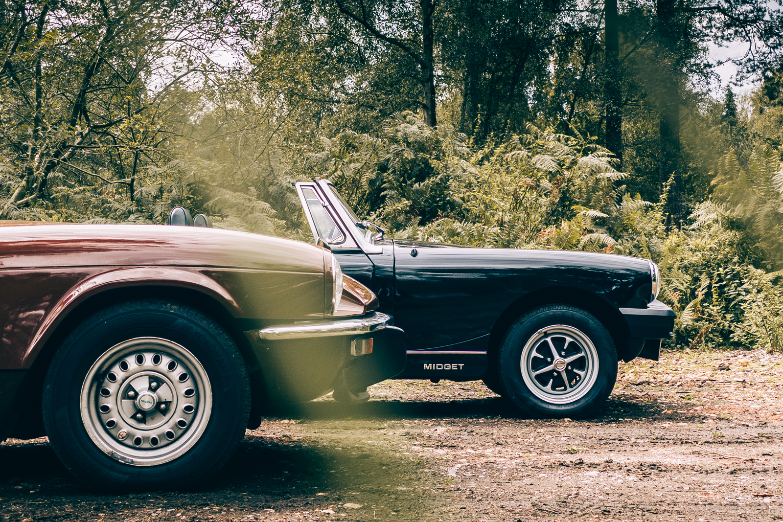 Classic & Sports Car – Shared heart: MG Midget 1500 vs Triumph Spitfire 1500