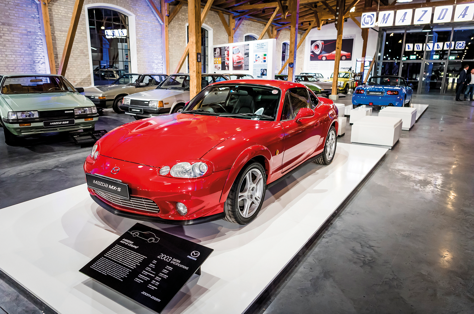 Classic & Sports Car – Classic shrine: Automobil Museum Frey