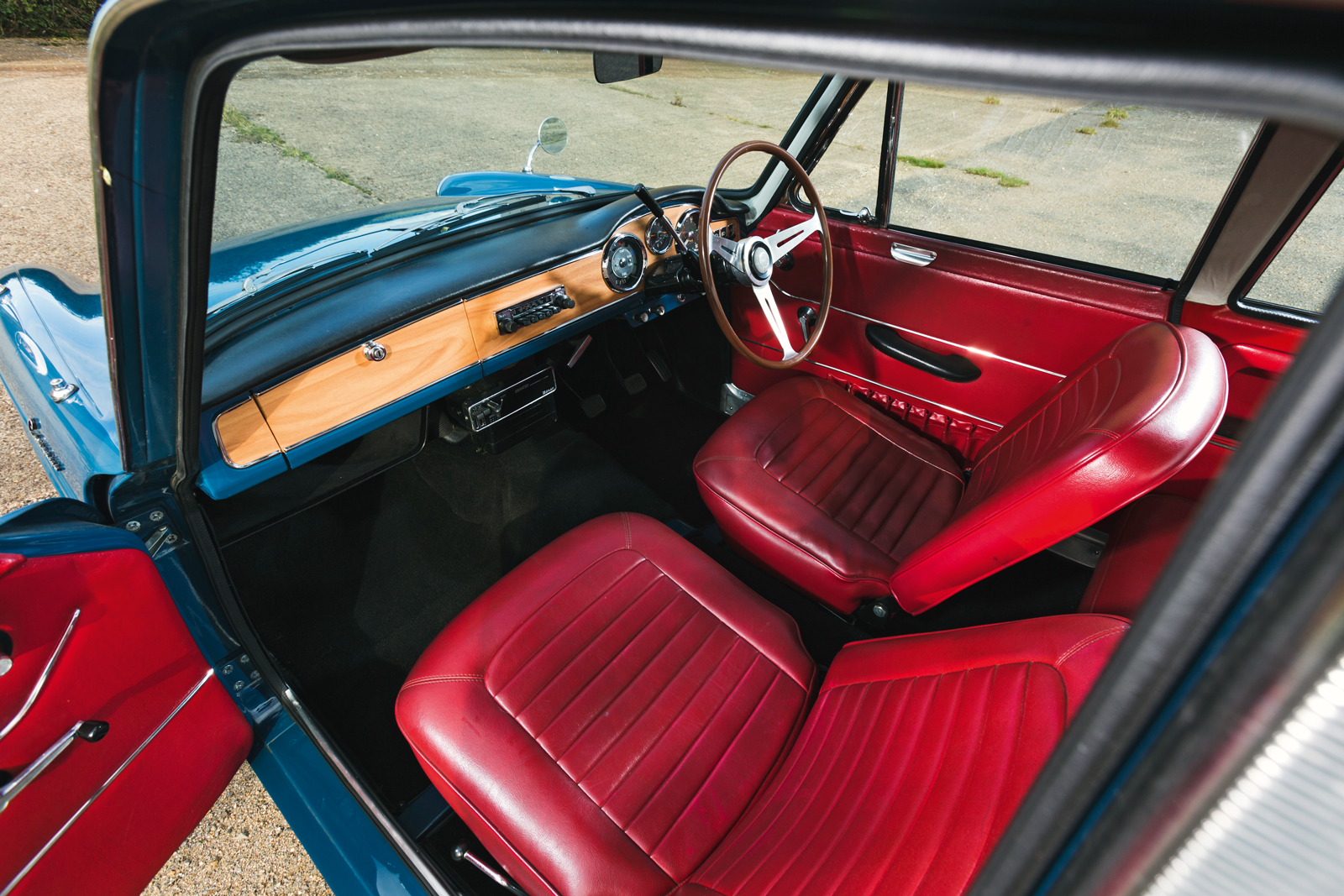 Classic & Sports Car – The classic Japanese pioneers