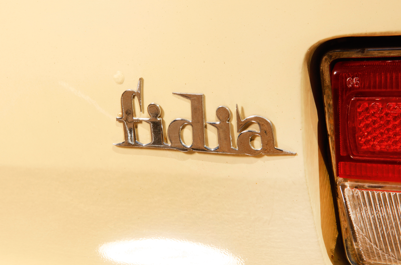 Classic & Sports Car – Iso’s awesome V8 family: Grifo, Rivolta, Lele and Fidia