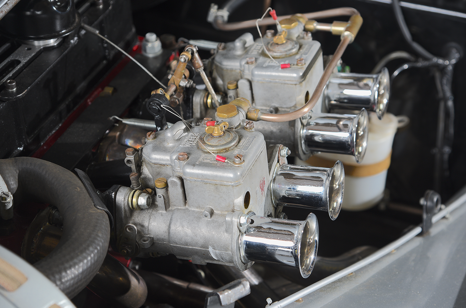 Classic & Sports Car – The unique Morgan 4/4 that came out the shadows