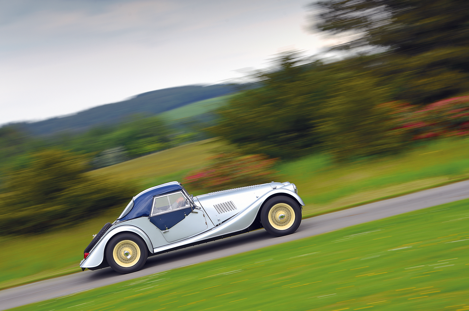 Classic & Sports Car – The unique Morgan 4/4 that came out the shadows