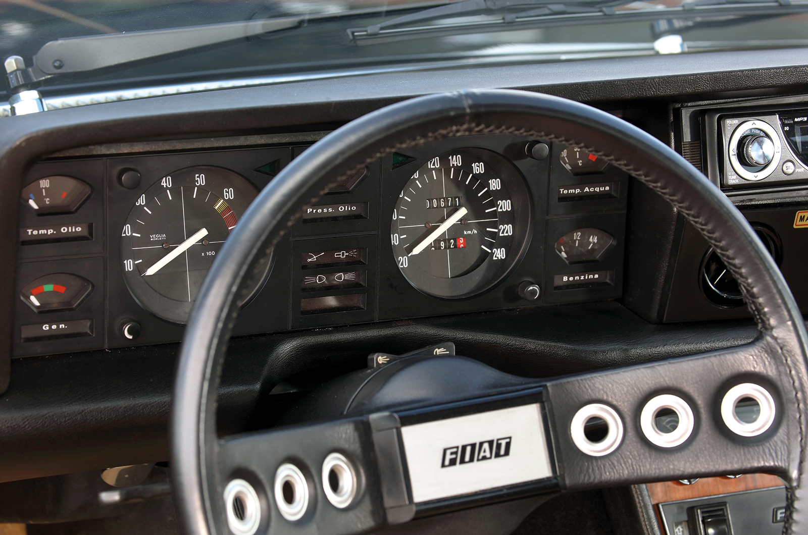 Classic & Sports Car – Buyer’s guide: Fiat 130 Coupé