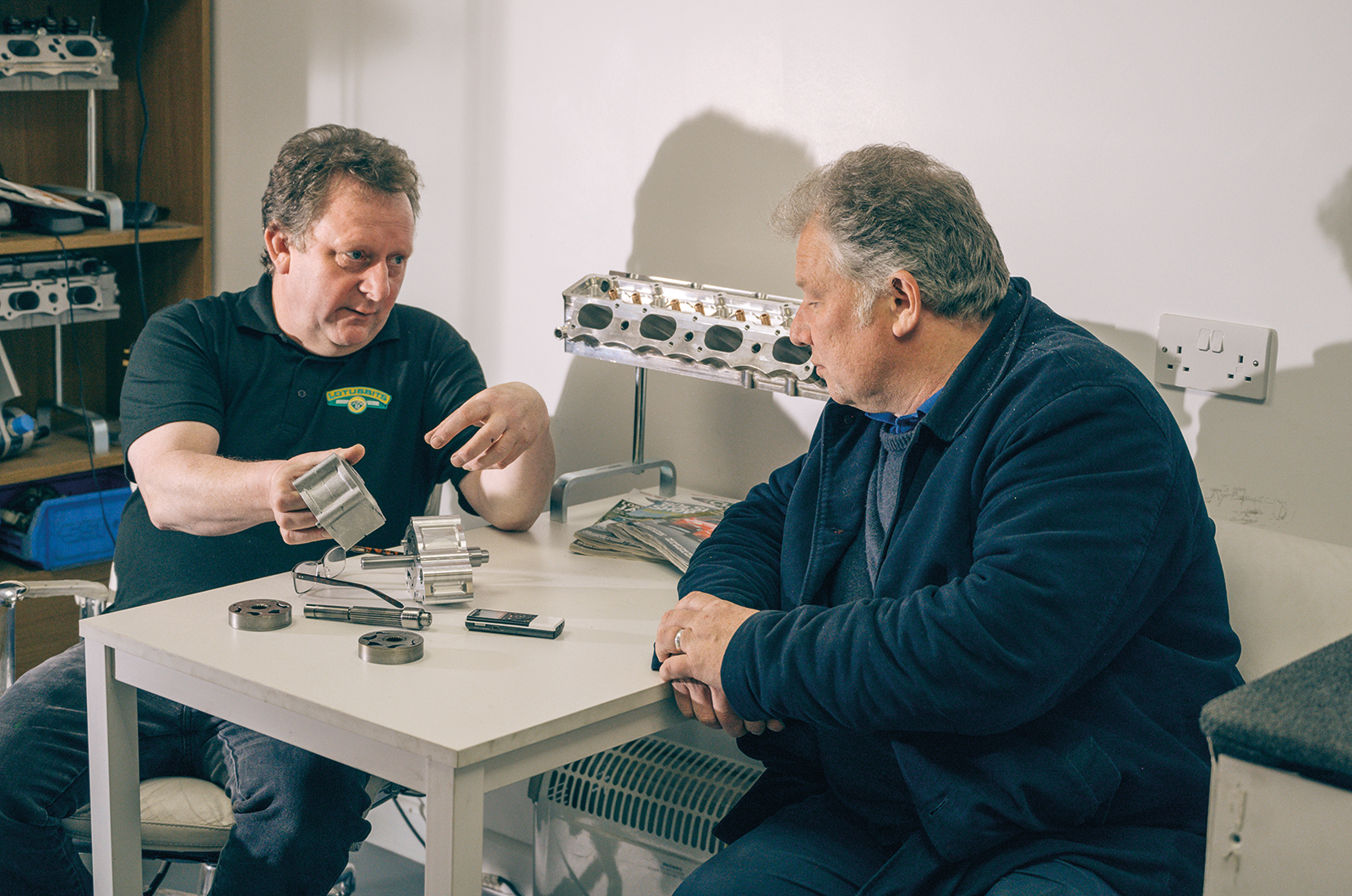 Classic & Sports Car – The specialist: Lotusbits