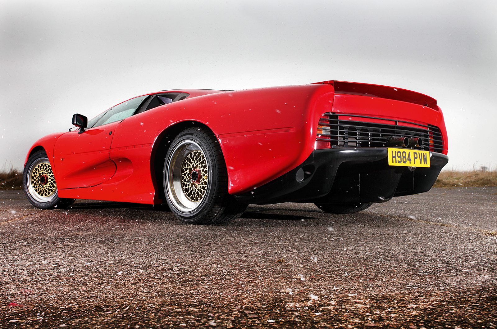 Classic & Sports Car – Before the wildest cat was tamed: driving a rare Jaguar XJ220 prototype