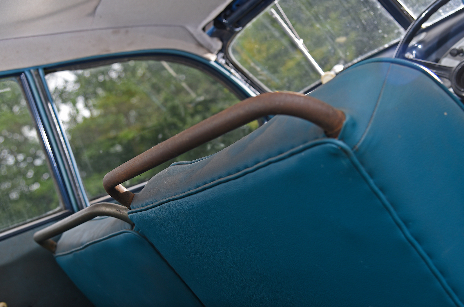 Classic & Sports Car - Raising the Saloon Bar