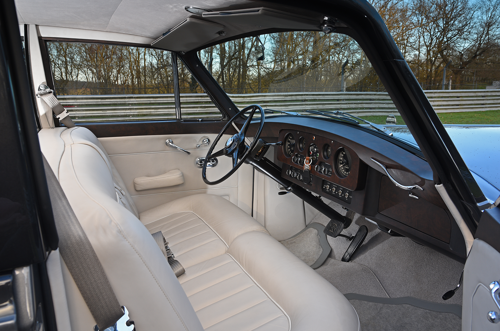 Classic & Sports Car – Classic Rolls-Royce sets electric lap record