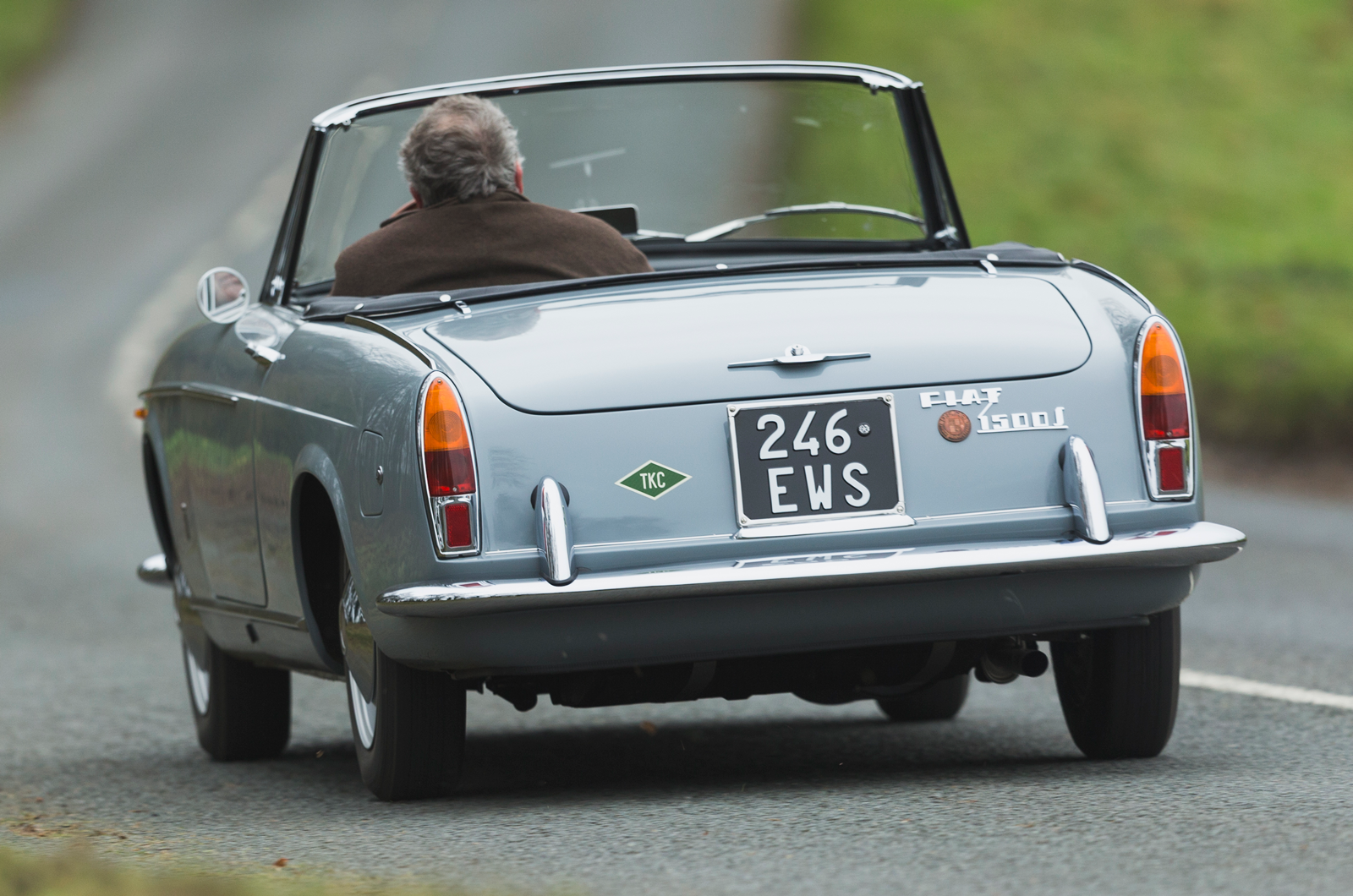 Pretty little things: Alfa Romeo Giulia Spider Veloce vs Fiat-Osca 1500S Cabriolet