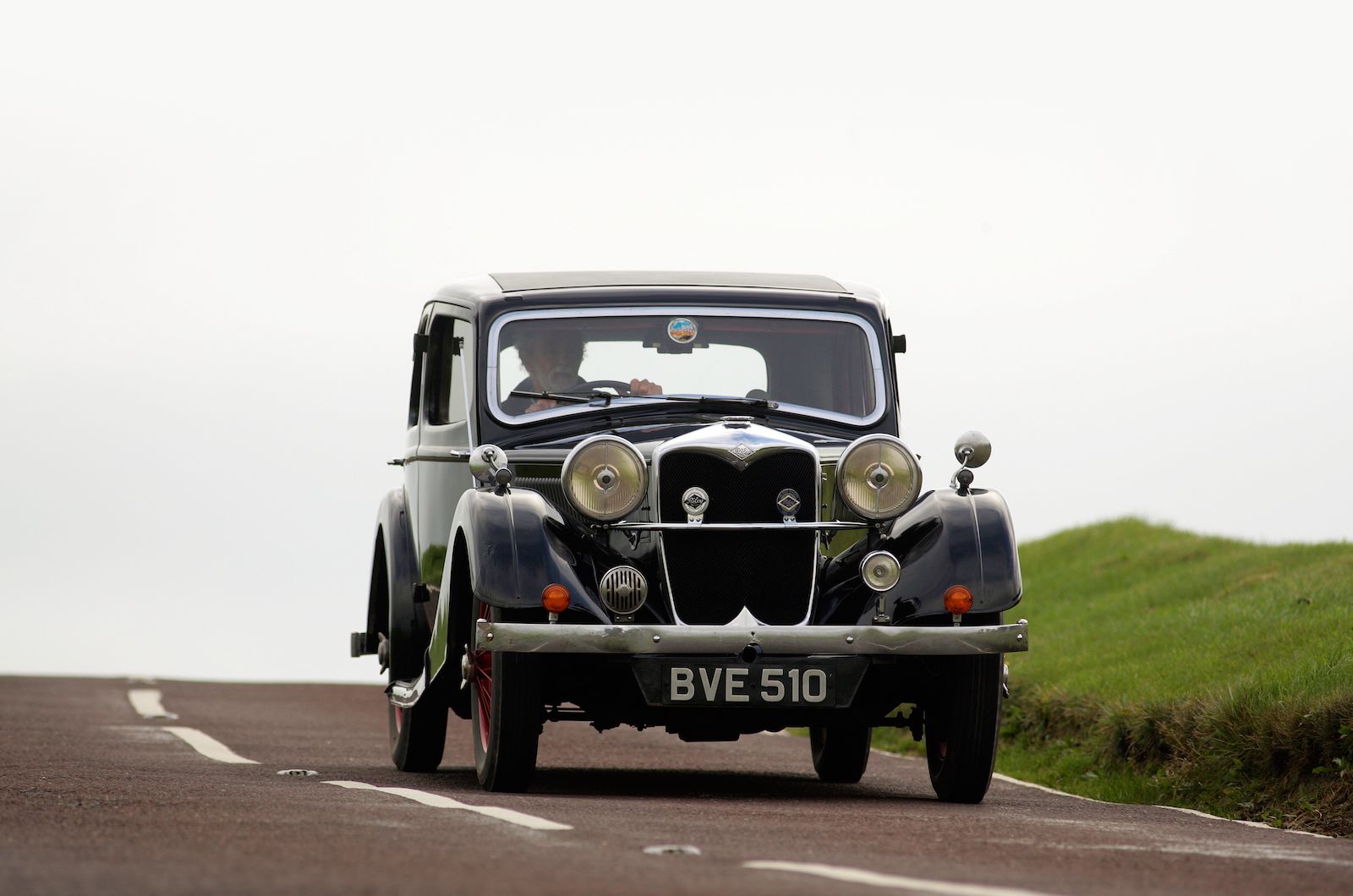 Classic & Sports Car - British Sporting Saloons - MG VA vs Riley 12/4 