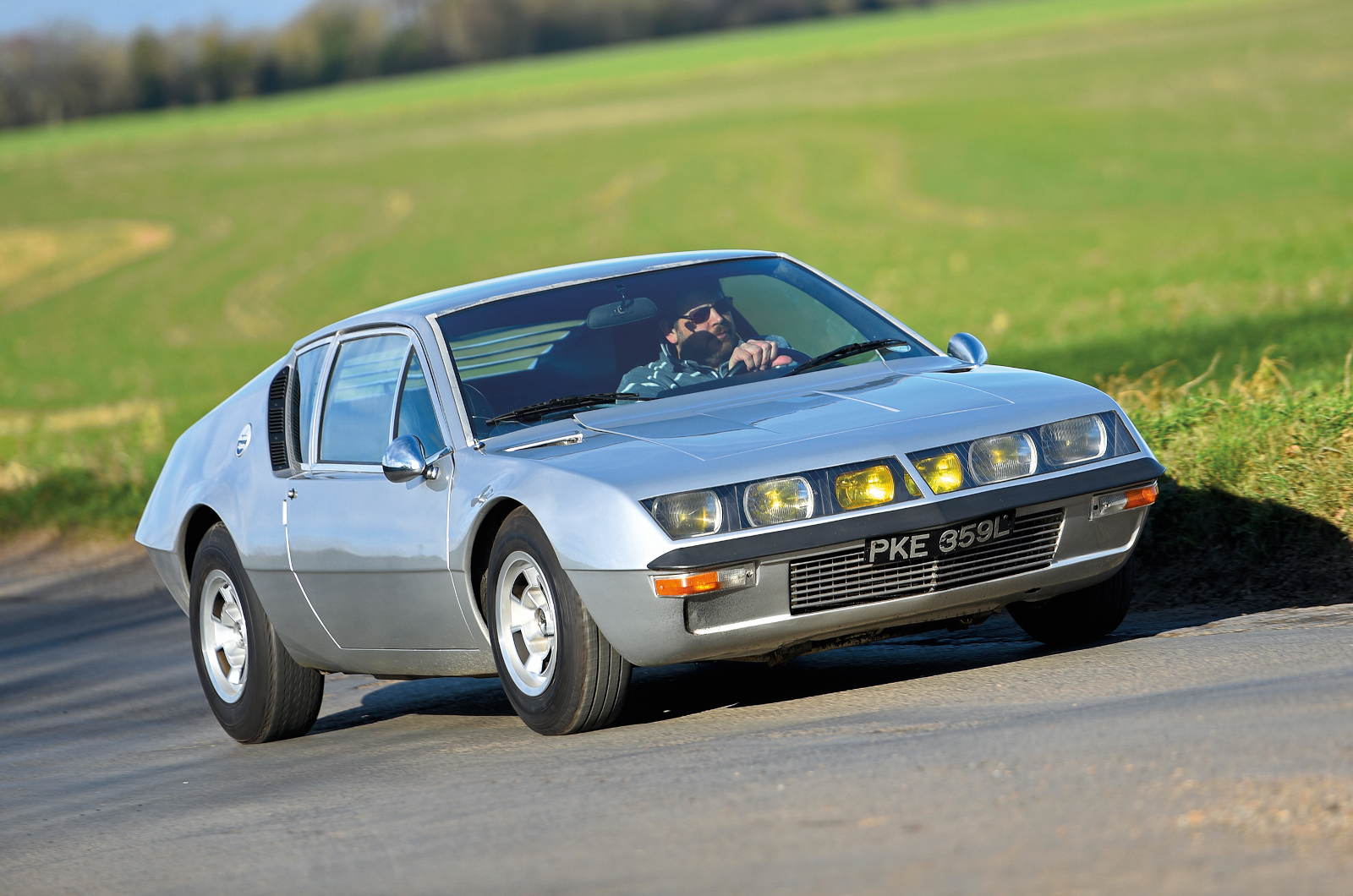 Classic & Sports Car - Europa League Final - Alpine A310 vs Lotus Europa