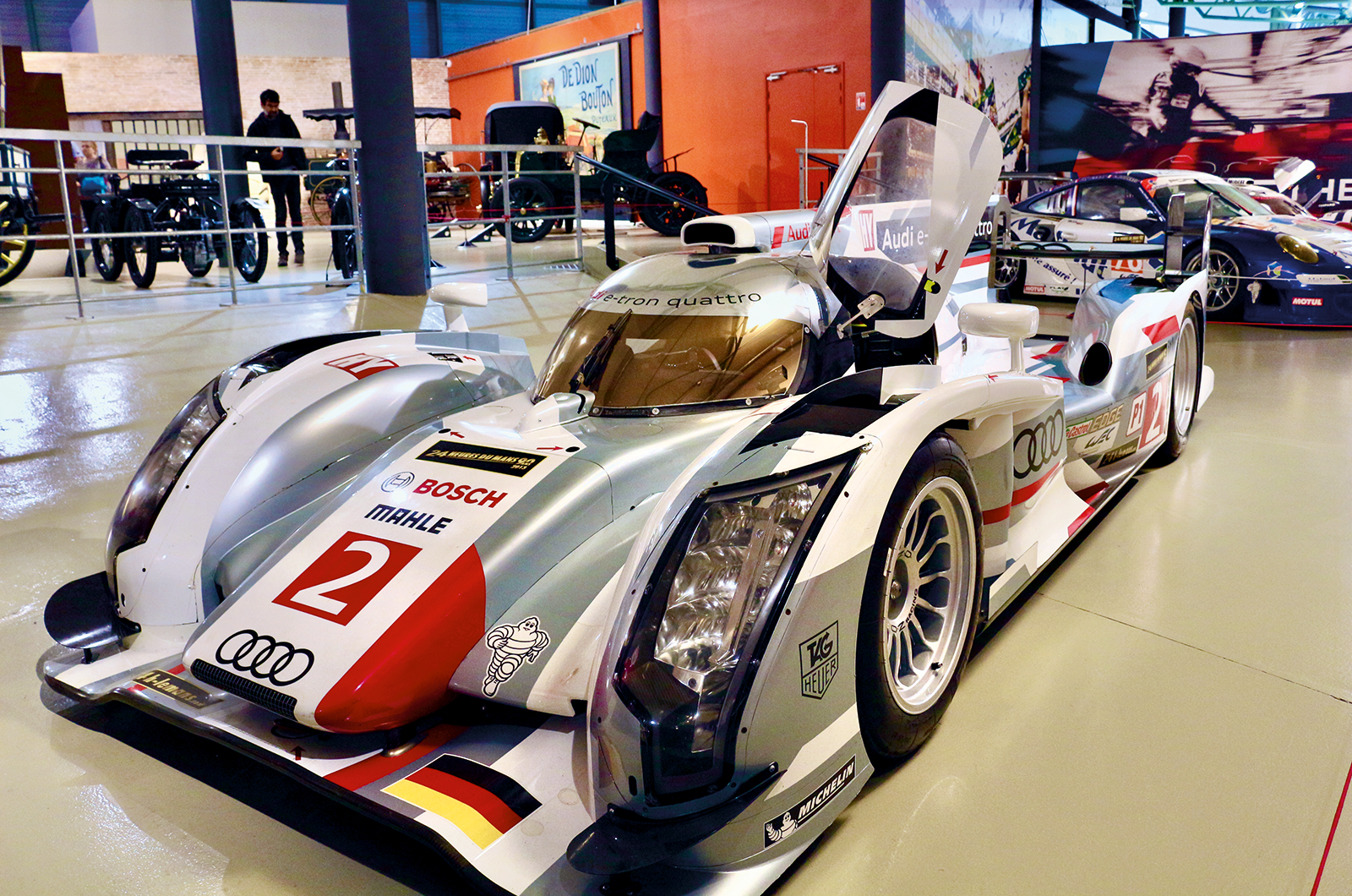 Classic & Sports Car – Classic shrine: 24 Hours of Le Mans Museum