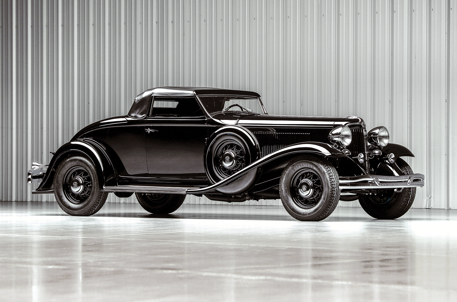 Classic & Sports Car - Chrysler Imperial: the great impression