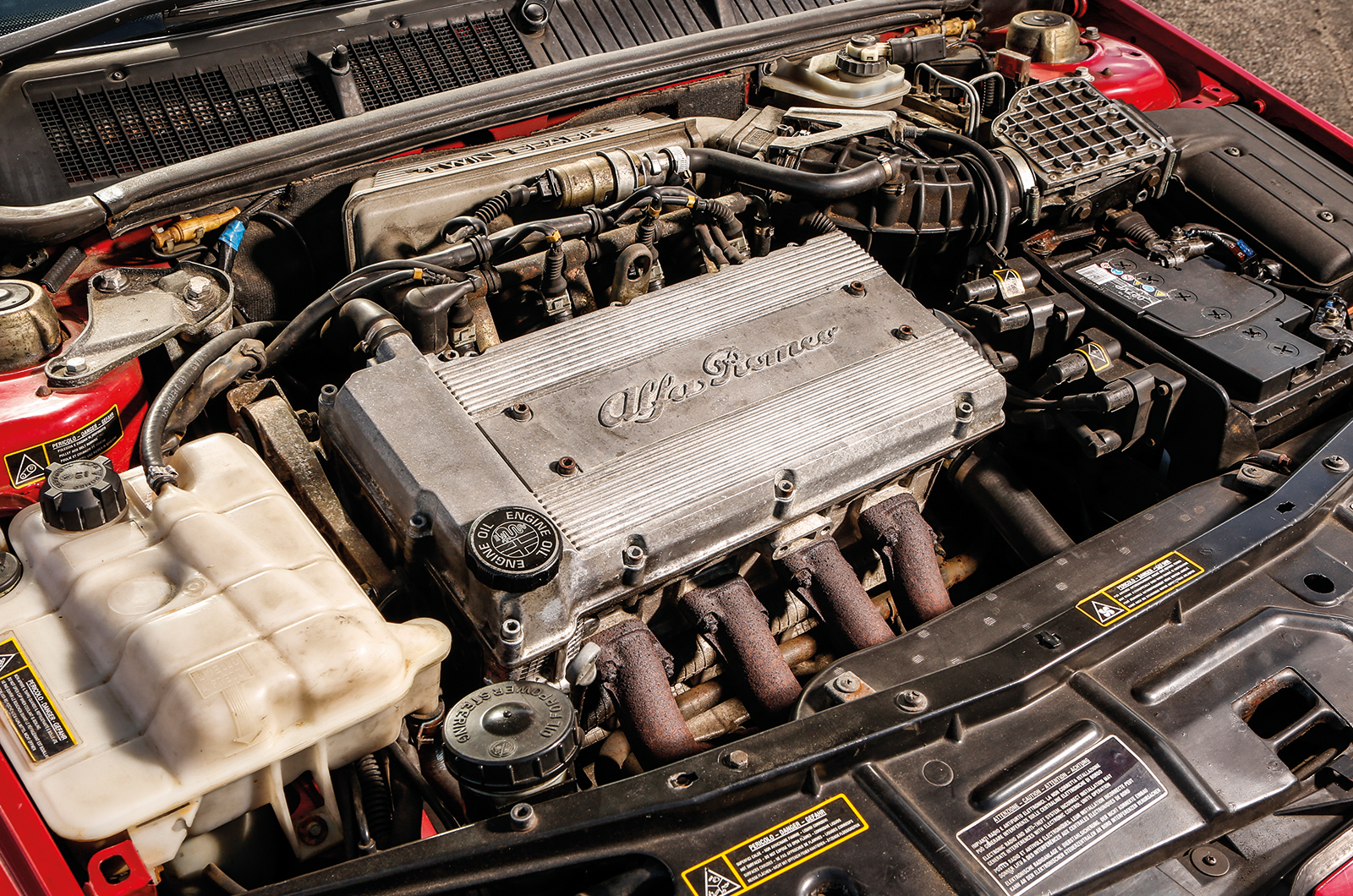 Classic & Sports Car - Race ready: Alfa Romeo 155 TS Silverstone vs Volvo 850 T-5R vs BMW 318iS