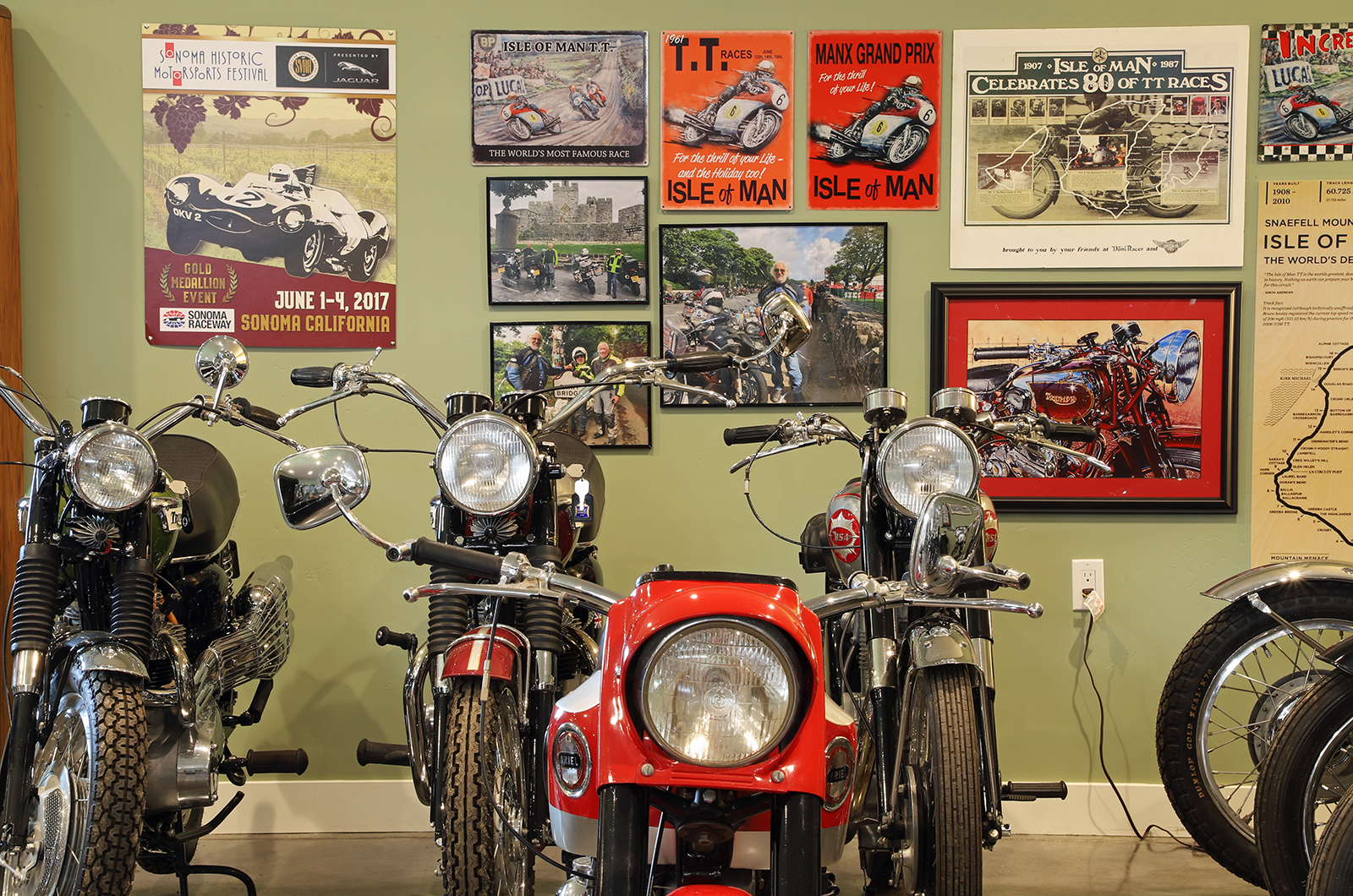 Classic & Sports Car - Also in my garage: classic cars and motorcycles