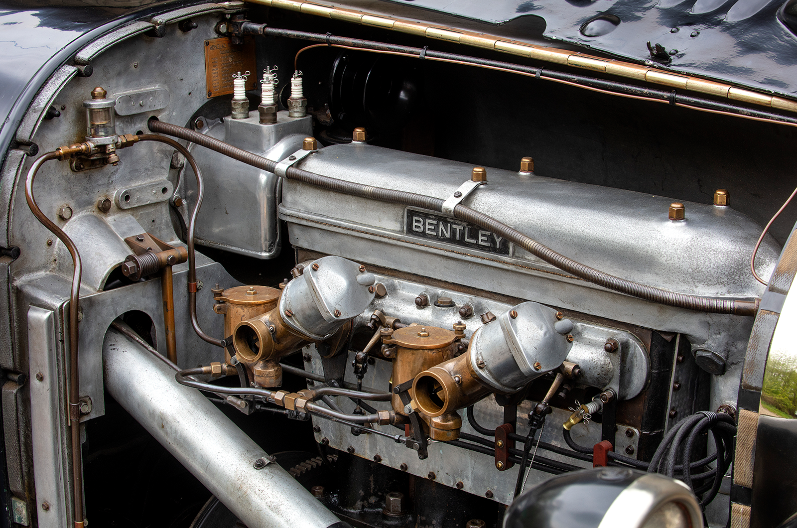 Classic & Sports Car - Bentley Super Sports: high-speed commute