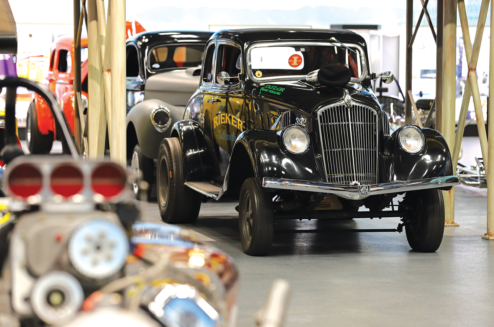 Classic & Sports Car - Classic shrine: Lions Drag Strip Museum