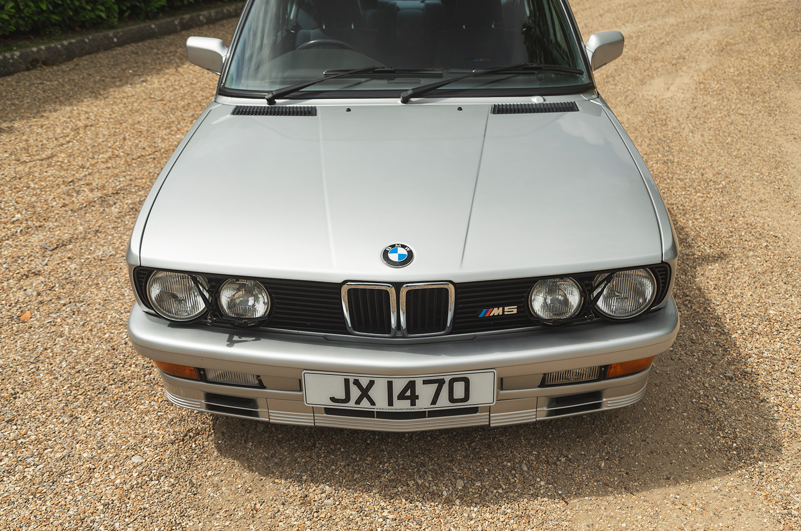 Classic & Sports Car – Dial M for more: BMW E24 M635CSi vs E28 M5