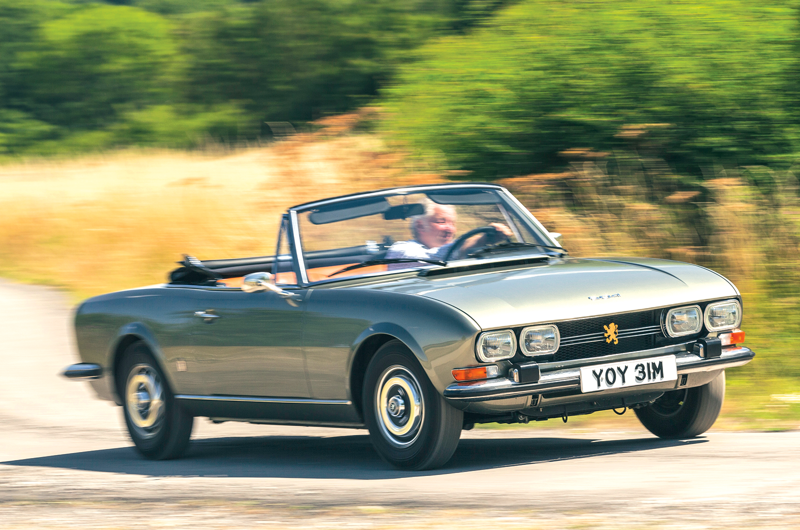 Classic & Sports Car – Peugeot 504s: Sochaux’s Pininfarina reunion