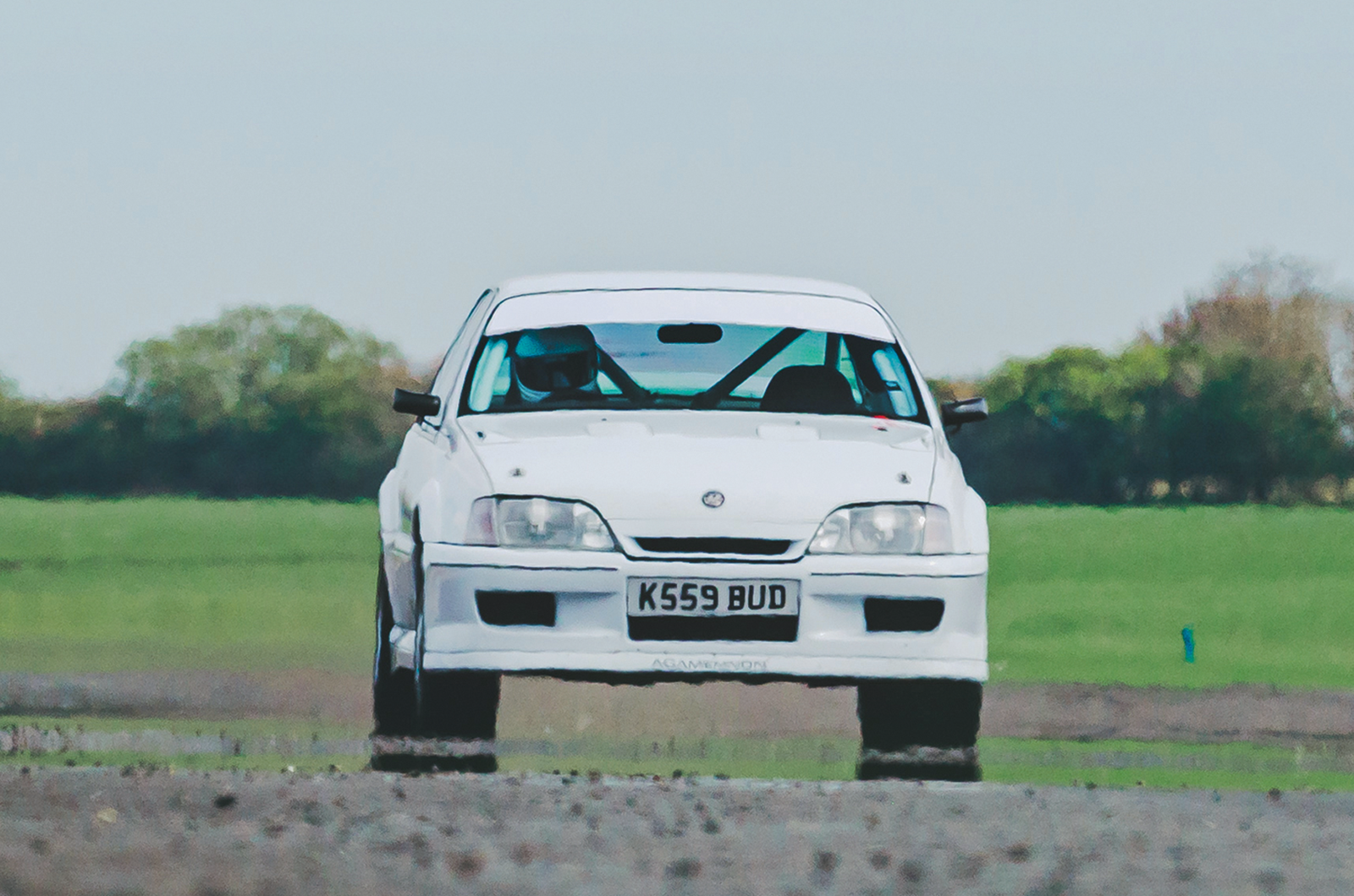 Classic & Sports Car – Reliving a wild road race in a classic Lotus Carlton