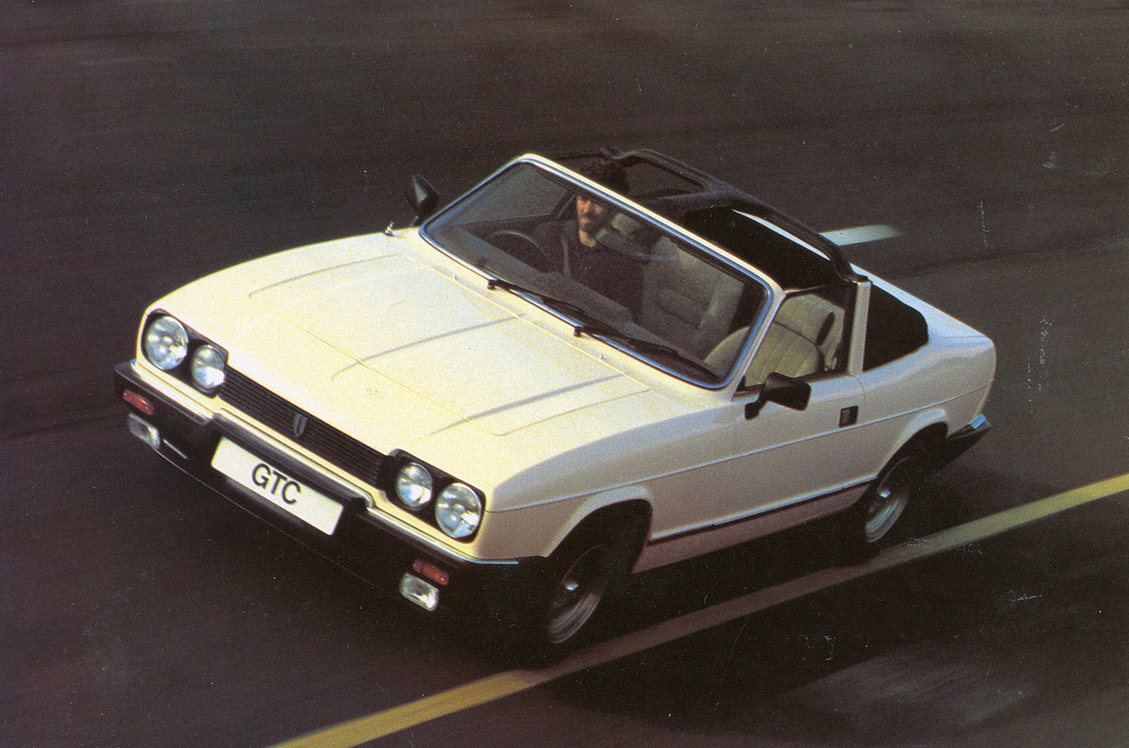 Classic & Sports Car – Reliant Scimitar GTE: Tom Karen’s landmark estate