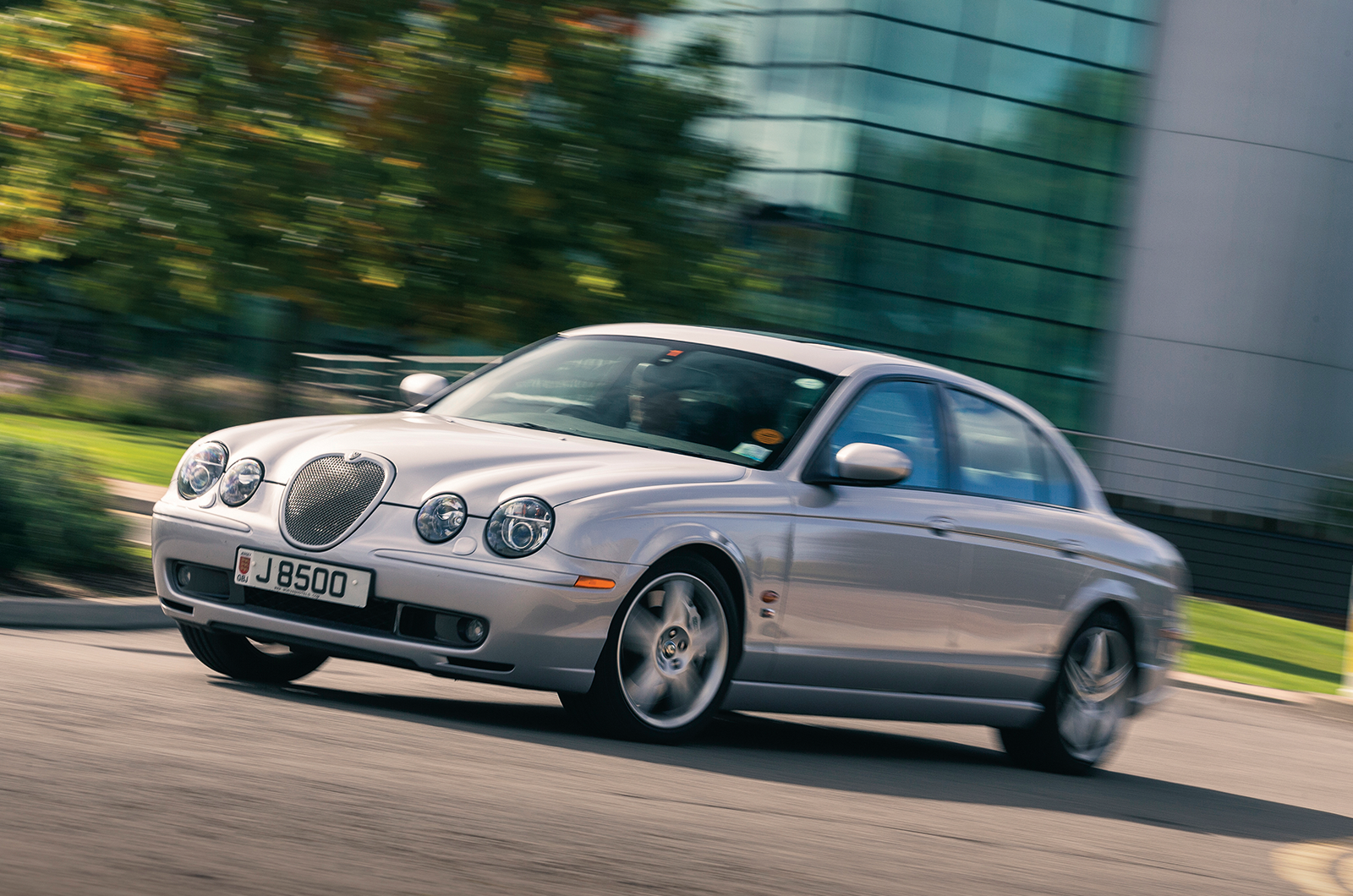 Classic & Sports Car – Supersaloon showdown: BMW M5 vs Jaguar S-type R vs Maserati Quattroporte vs Mercedes-Benz E55 AMG