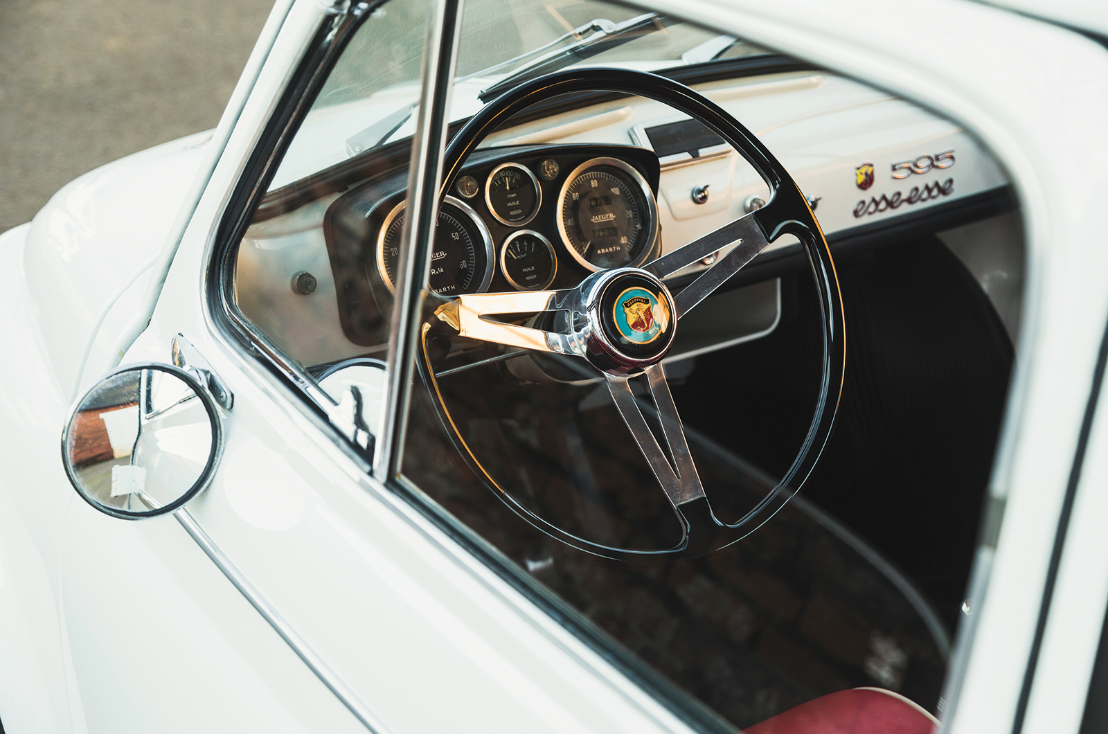 Classic & Sports Car – Abarth 695 SS vs Giannini 500TV: baby dragons