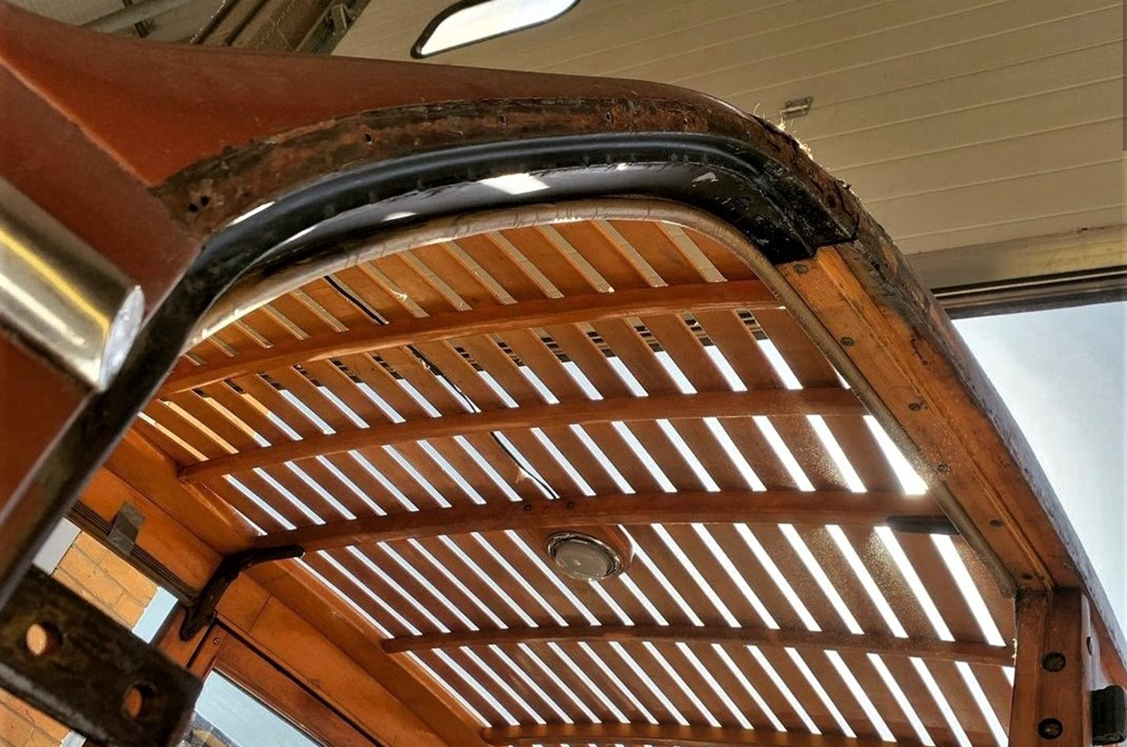 Classic & Sports Car – Your classic: Ford V8 Super Deluxe woodie