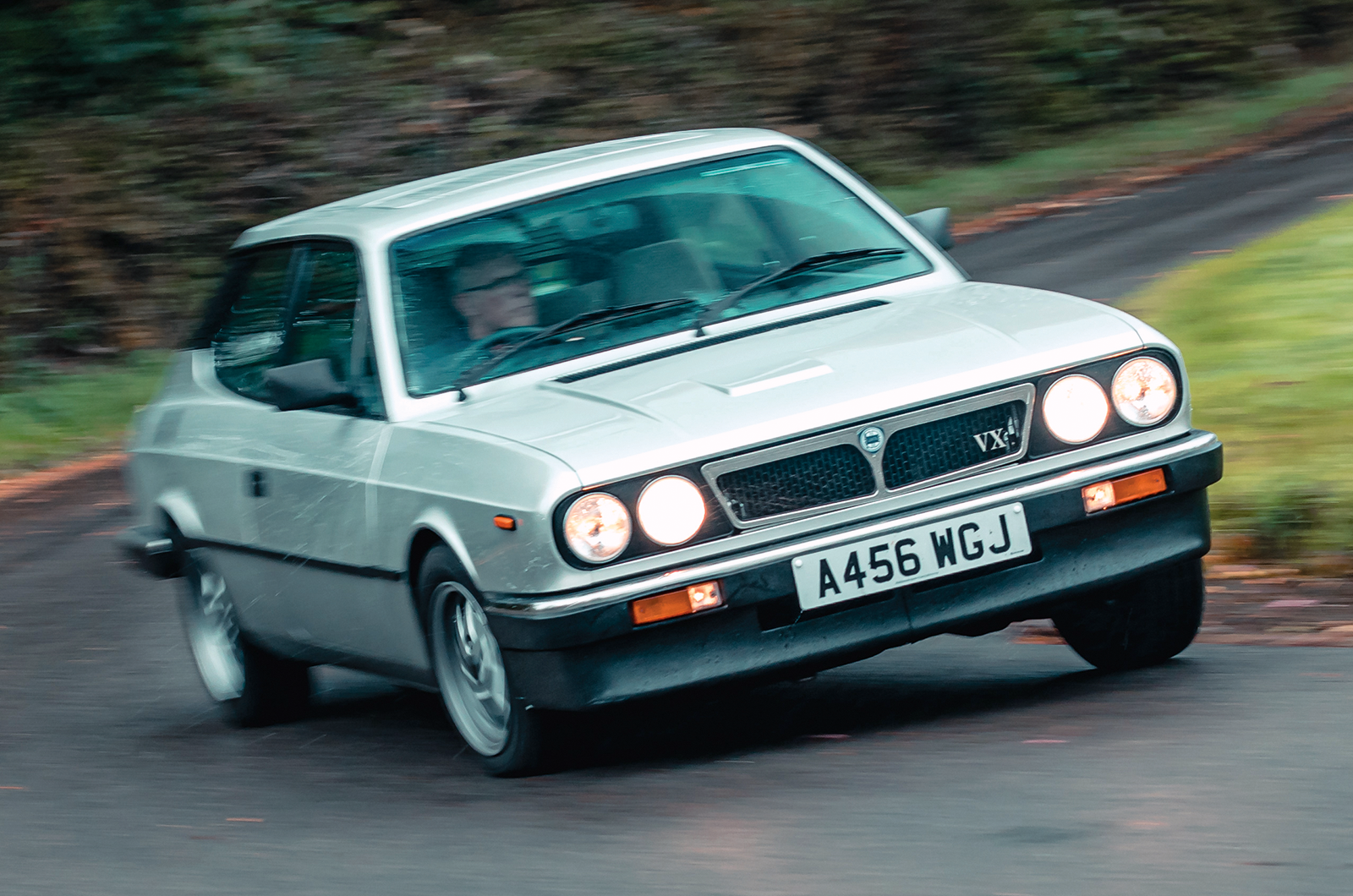 Classic & Sports Car – Ford Capri 2.8 Injection vs Renault Fuego Turbo vs Lancia HPE Volumex: a question of aspiration