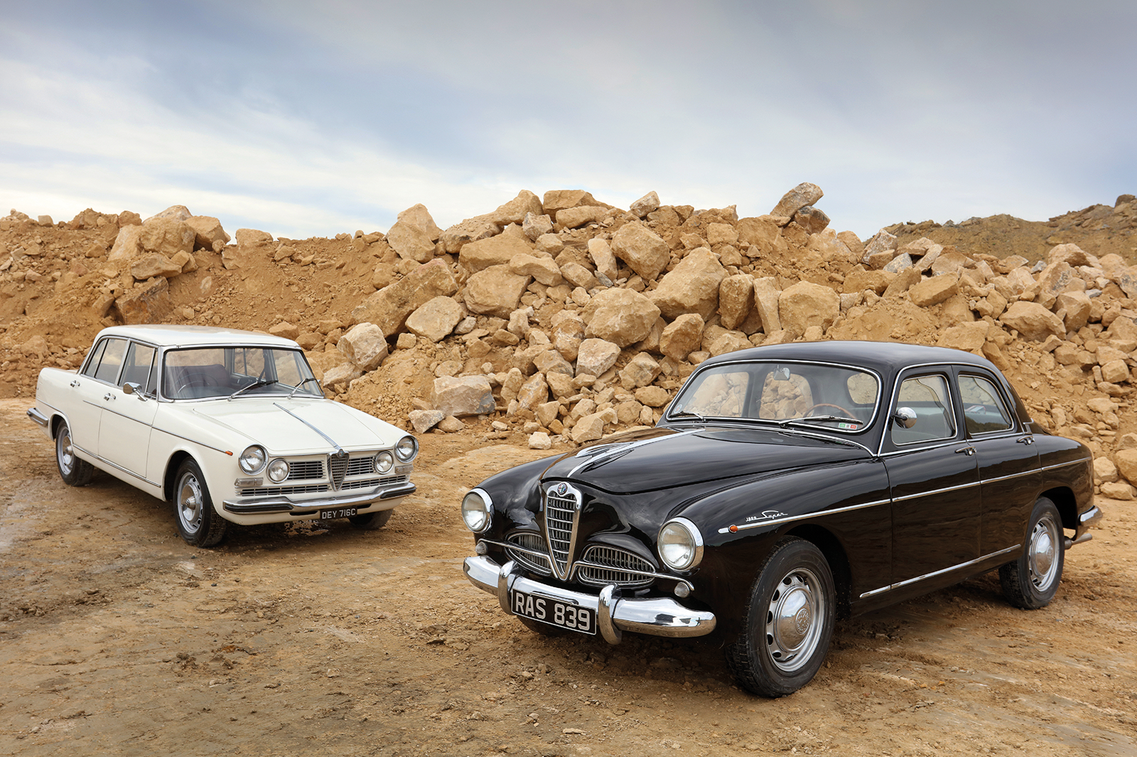 Classic & Sports Car – Alfa Romeo 1900 Super vs 2600 Berlina: Milan’s post-war saloons