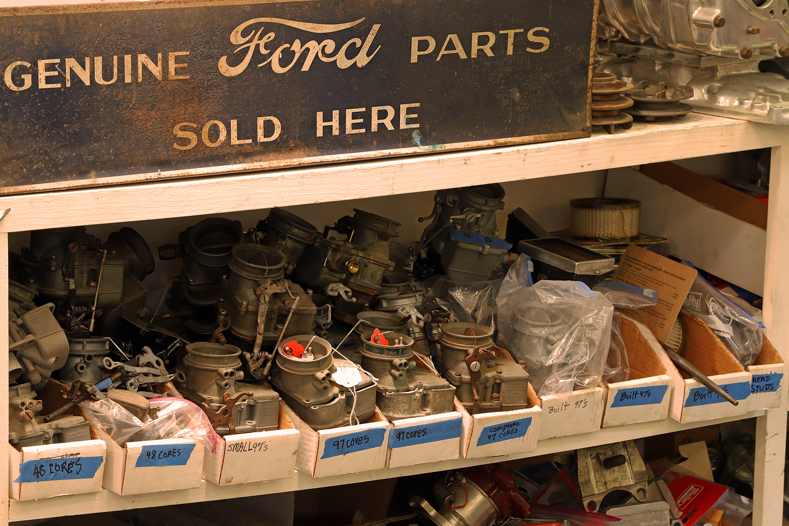 Classic & Sports Car – Also in my garage: classic American cars and automobilia