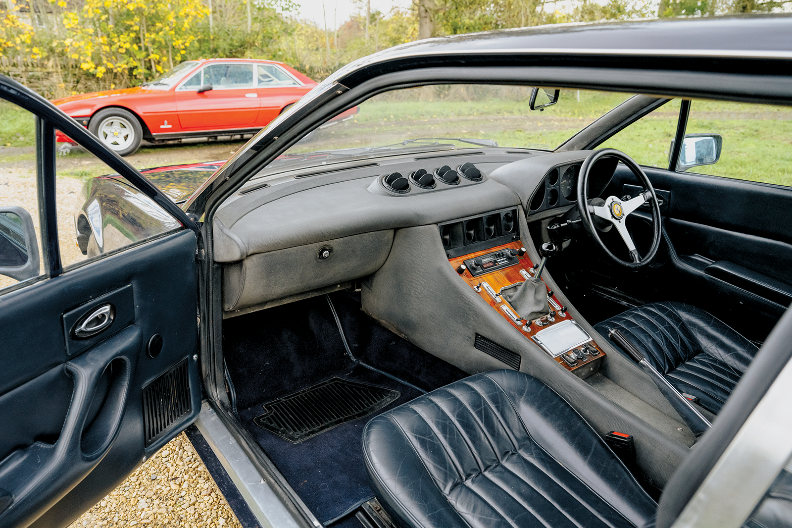 Classic & Sports Car – Ferrari 365GT4 2+2 vs 400i vs 412: Maranello’s practical magic