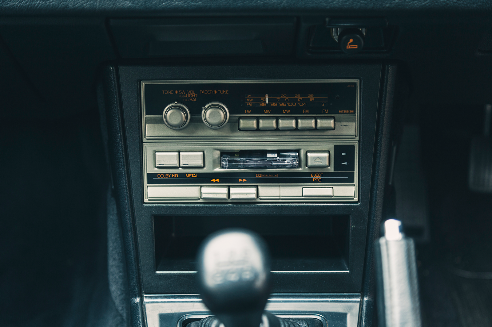 Classic & Sports Car – Mitsubishi Starion EX vs Nissan Fairlady 200ZR: the forbidden Z