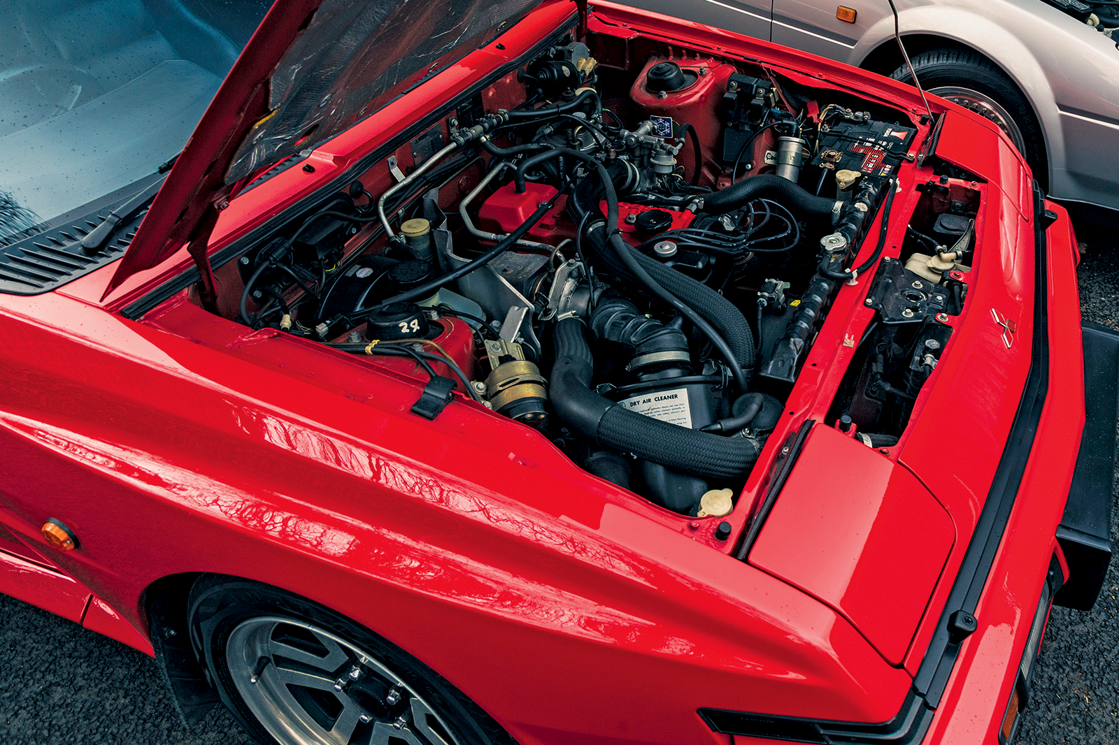 Classic & Sports Car – Mitsubishi Starion EX vs Nissan Fairlady 200ZR: the forbidden Z