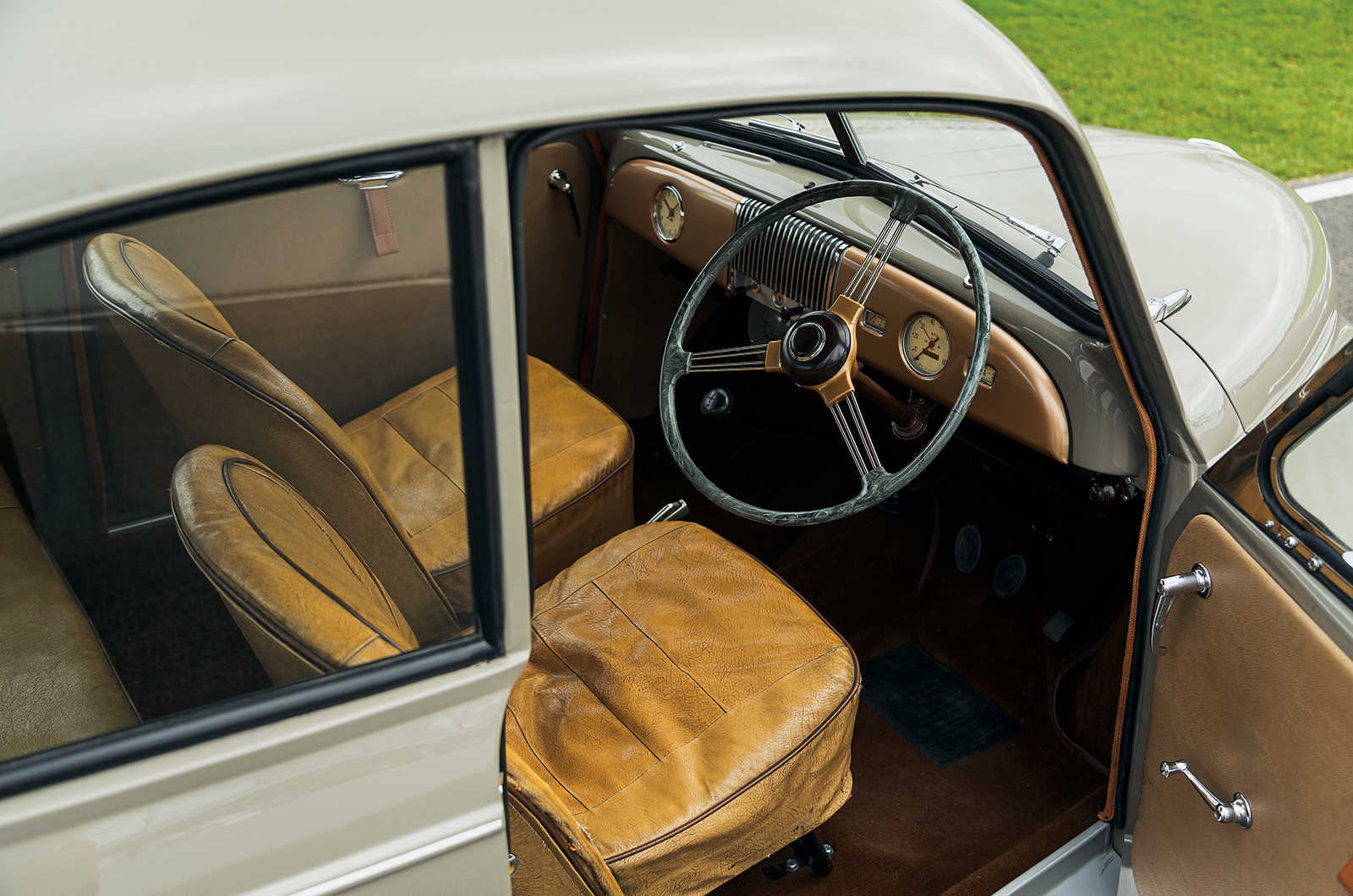 Classic & Sports Car – 1948’s game changers: Morris Minor