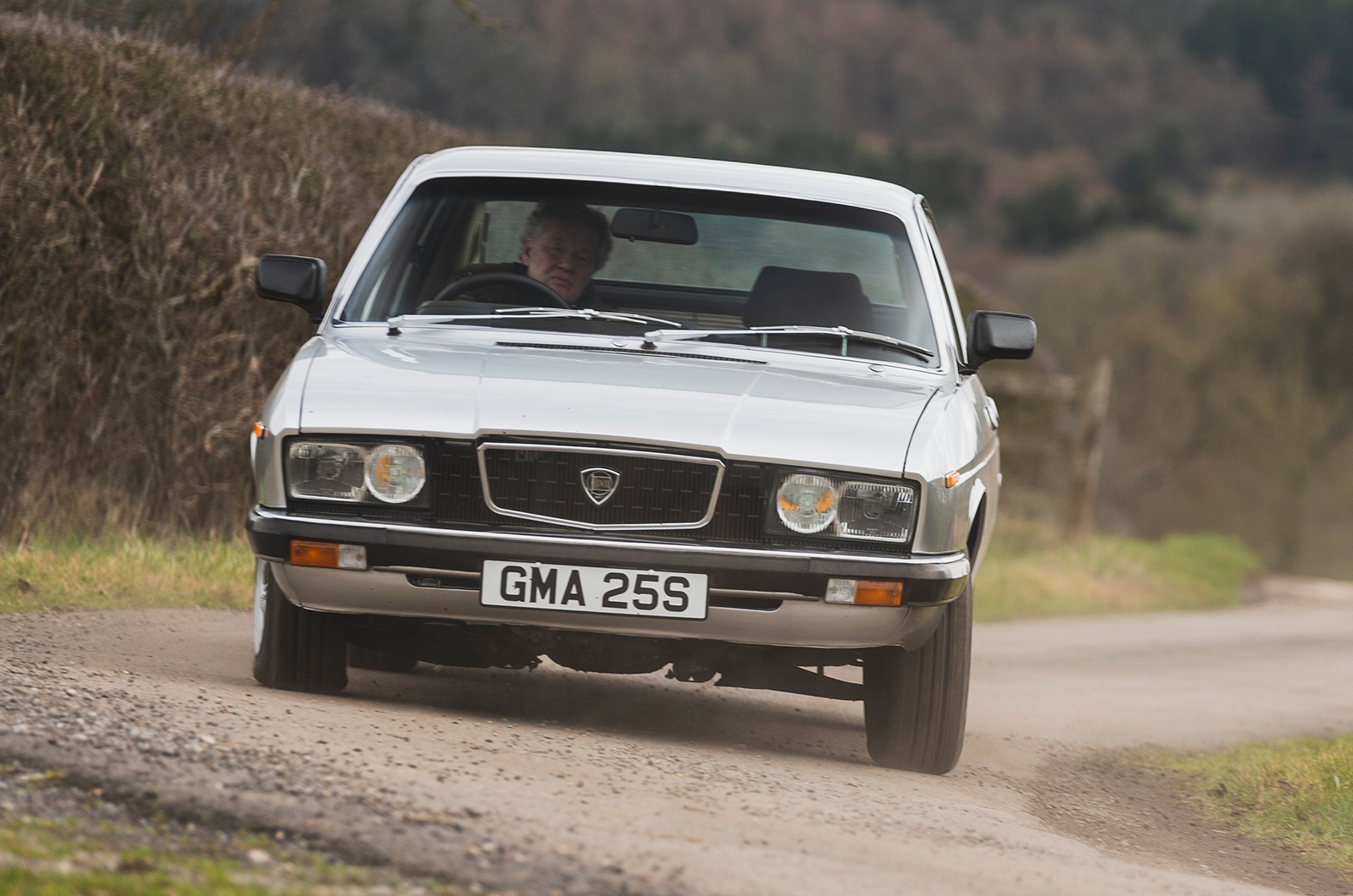 Classic & Sports Car – Citroën CX 2400 GTi vs Lancia Gamma Berlina: living separate lives