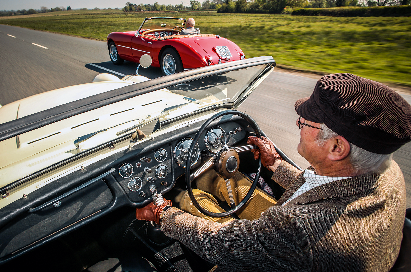 Classic & Sports Car – Triumph TR2 vs Swallow Doretti: genetic engineering