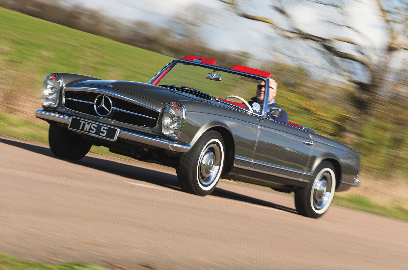 Classic & Sports Car – Mercedes-Benz SL Pagoda at 60: celebrating Stuttgart’s finest
