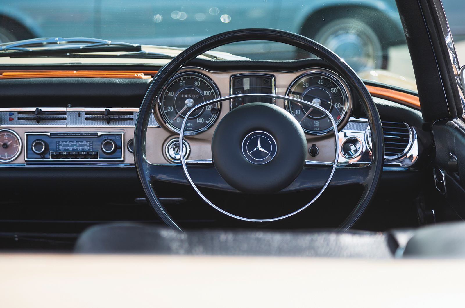 Classic & Sports Car – Mercedes-Benz SL Pagoda at 60: celebrating Stuttgart’s finest