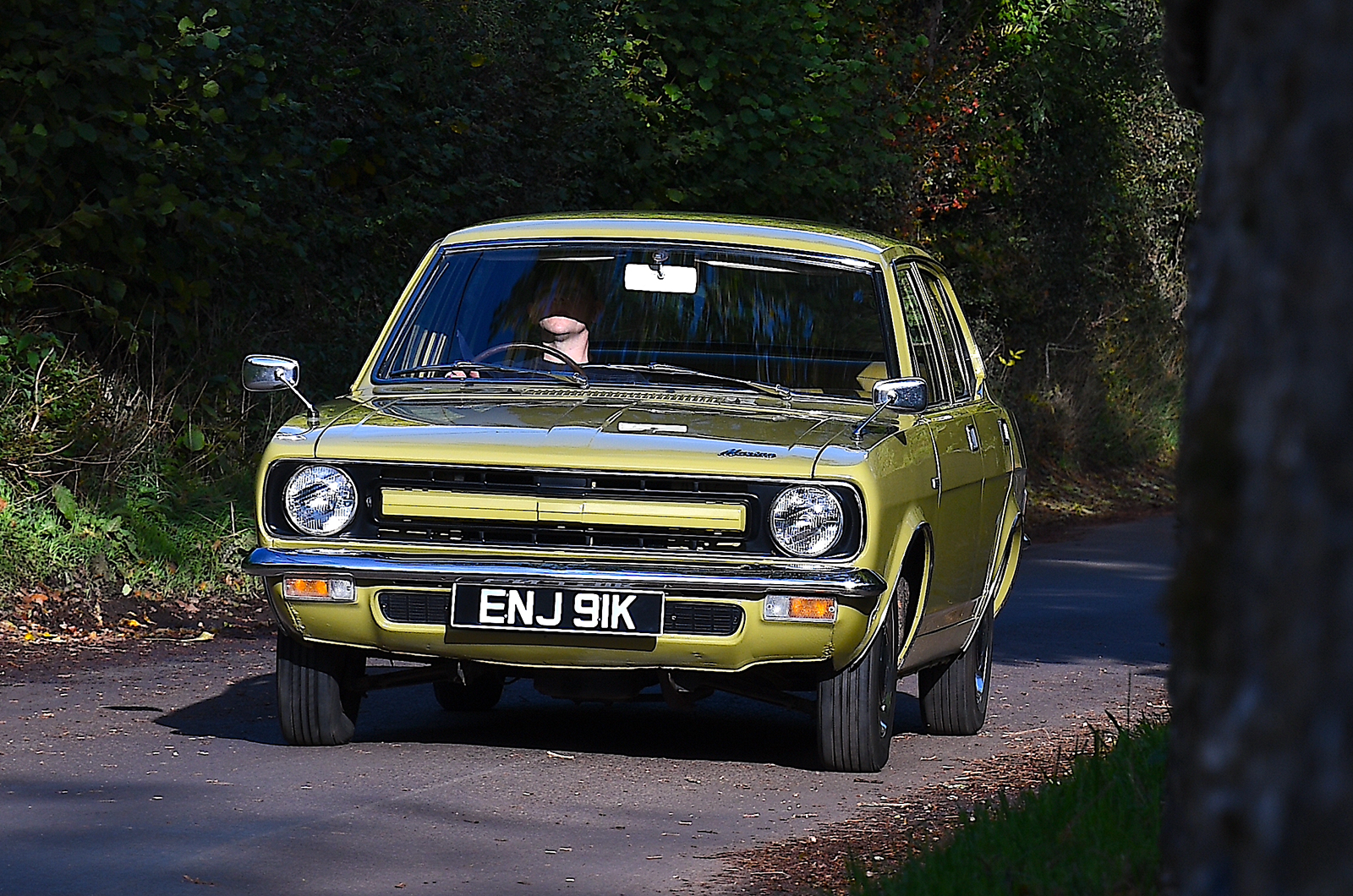 Classic & Sports Car – Morris Marina vs Hillman Hunter vs Vauxhall Cavalier: sales pitch