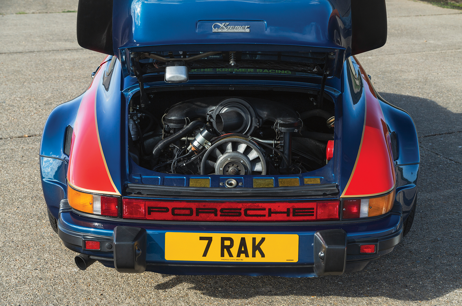Classic & Sports Car – Porsche 911 Carrera 2.7 MFI by Kremer: street-legal racer