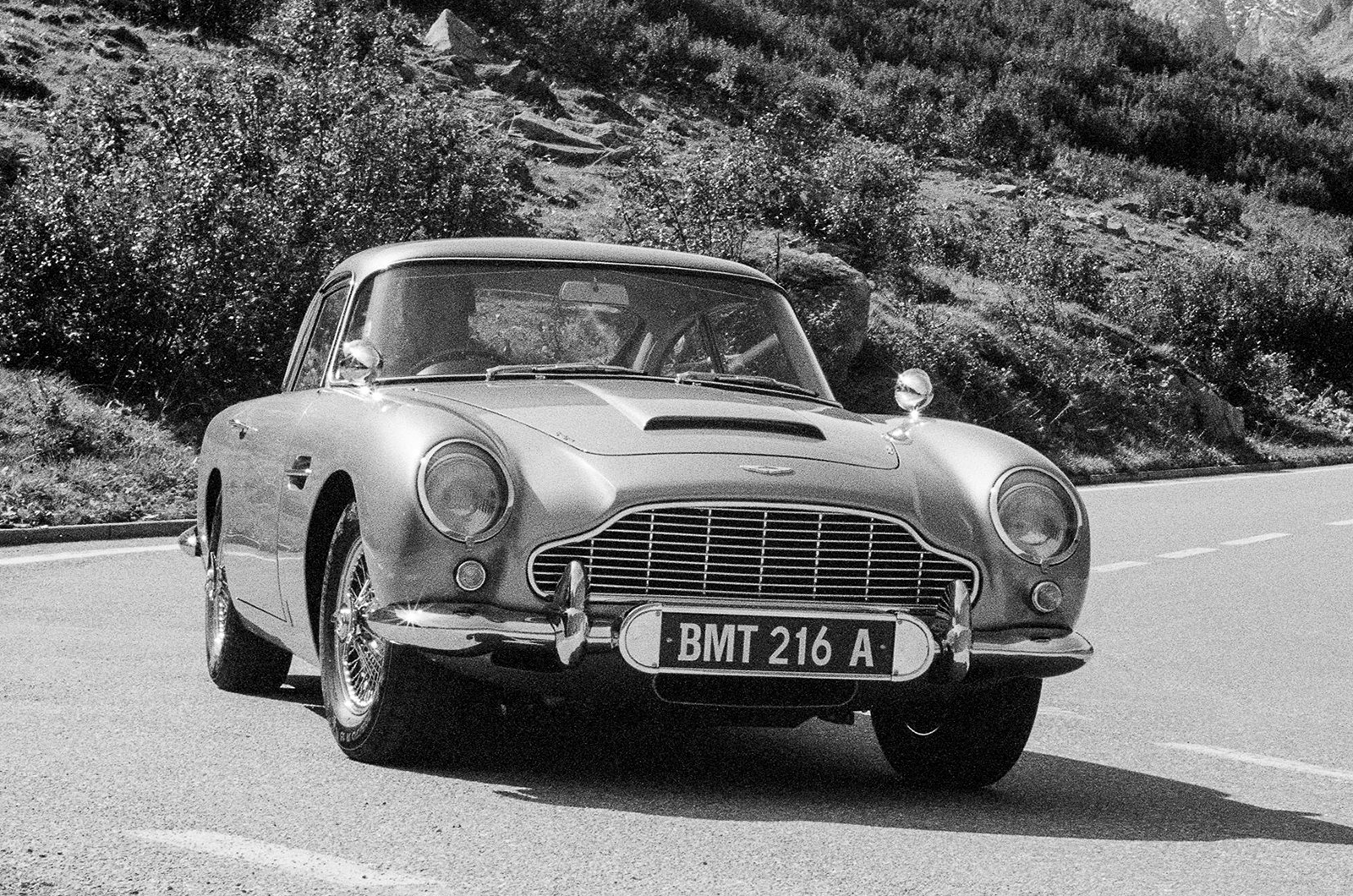Classic & Sports Car – Bond DB5 among British legends heading to Concours of Elegance